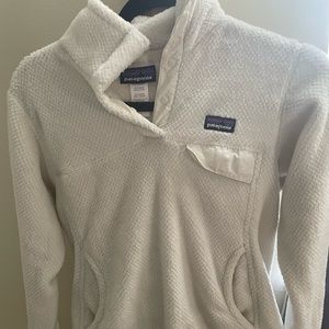 Patagonia cream pullover